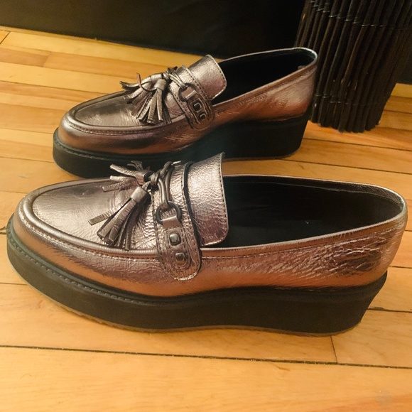 3X🌺✨Host Pick✨🌺Plateform La Canadienne loafers - Picture 2 of 9